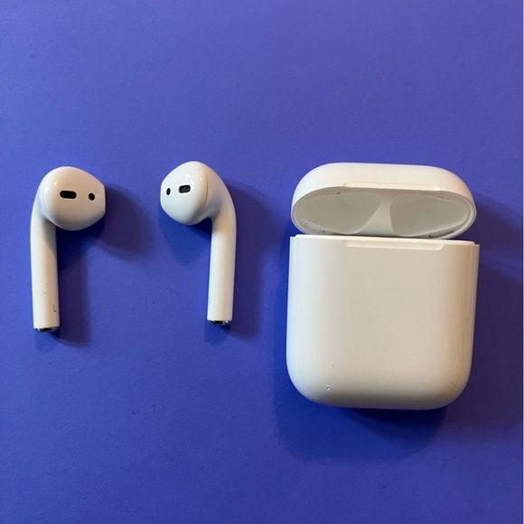 Airpod 1 - Picture 5 of 6